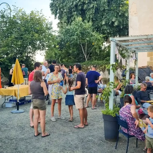 vallon-estivaux-camping-epicerie19